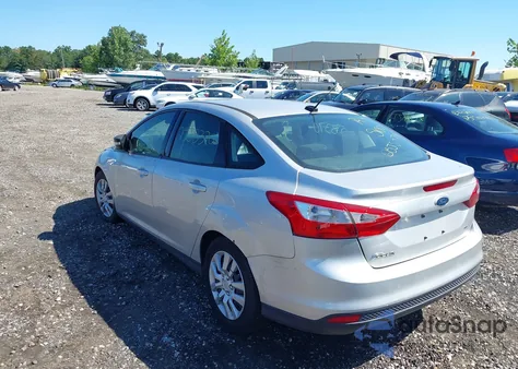 2012 Ford Focus Se z USA, uszkodzony, nr VIN 1FAHP3F22CL269733
